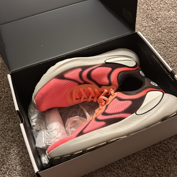 Lululemon men’s Beyond feel - Picture 4 of 5